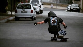 Longboard xuống dốc 80km/h trên đường núi ở Trùng Khánh