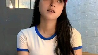 Cantik Menawan