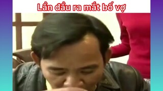 Lần đầu ra mắt