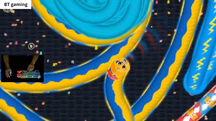 WE STAY WITH UKRAINE 🇺🇦 🇺🇦 - WORMATE.IO 12