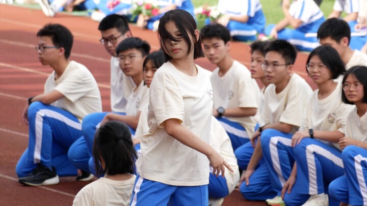 【สาวๆ】【ฤดูร้อนแห่งวิวัฒนาการ】พิธีเปิดการแข่งขันกีฬา เก็บถาวรด้วยตนเอง