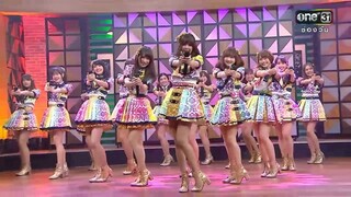 BNK48 - Koisuru Fortune Cookies @Highlight One31