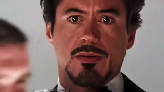 Can you believe this is Iron Man? (This is a mashup hhhh)