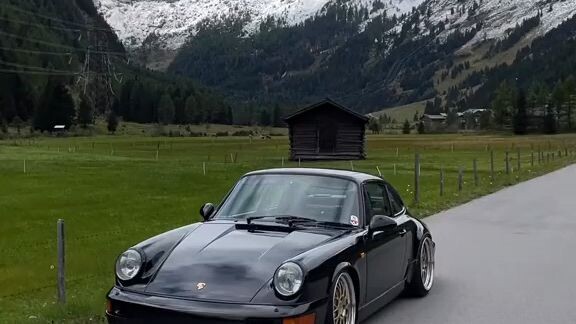 Porsche 911