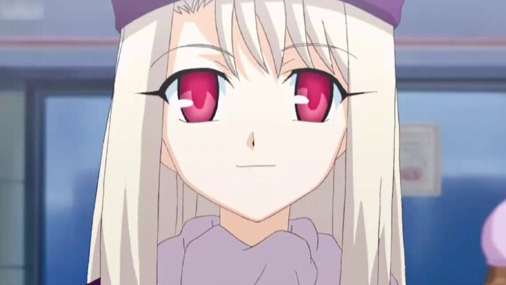 Illya: ทำไมชายเสื้อแดงคนนี้ถึงเรียกฉันด้วยความรักขนาดนี้?
