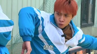 体育课的尴尬瞬间