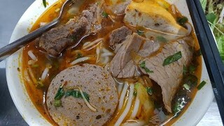 Tô Bún Bò Huế Cô Dung Cực Ngon Giá Bình Dân Hơn 20 Năm