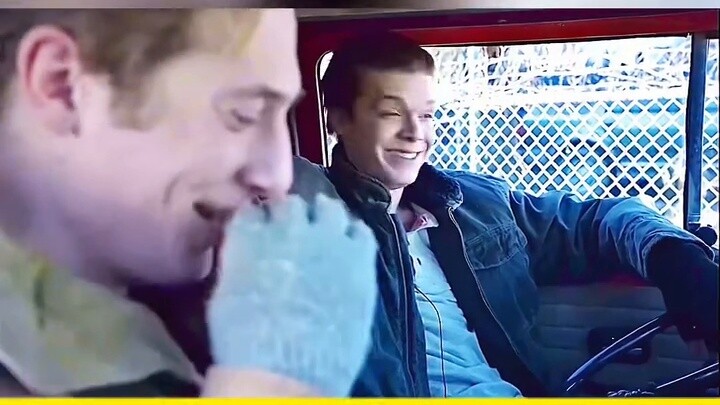 ผมขอเรียก "Shameless" ว่าเป็นสองนาทีครึ่งที่ให้ข้อมูลได้มากที่สุด