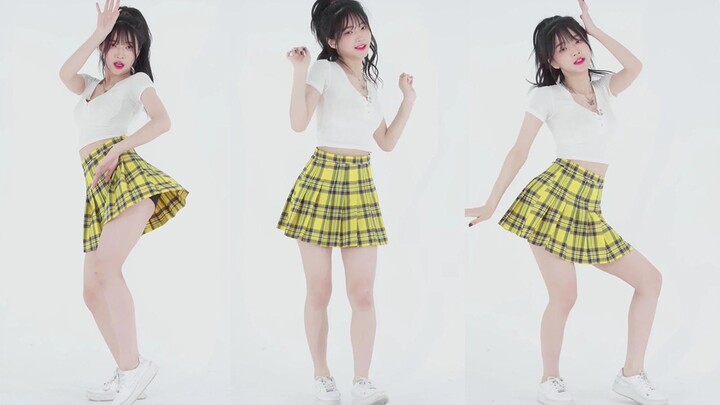 The girl put on a miniskirt to show her beautiful legs and dance hotly, so sexy and charming
