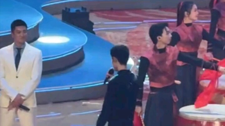 Wang Zulan: I will report you to the central government