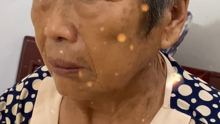 Pertarungan antara ibu dan nenek
