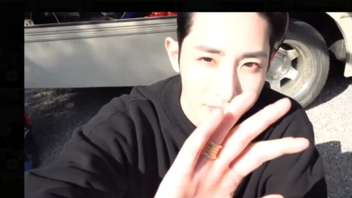 Lee Soo Hyuk's "New Marriage Crisis!? He Loves It So Much" Dream Material