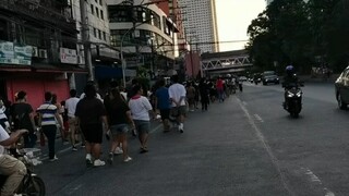 无人可依，是上天给你最大的礼物。这样才会彻底斩断你对外界的一切期许，一切向内求，直面所有的痛苦与恐惧，全力以赴的链接自己内在的力量，成为自己命运的掌舵者。