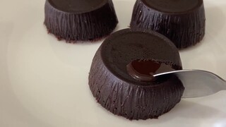 Lockdown Molten Lava Cake