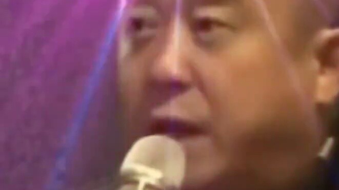 Cukup berakting di film yang disutradarai Wong Kar-wai, dan beraktinglah tanpa mengucapkan sepatah k