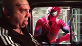 Spider-Man makes fun of a terrible robber! | The Amazing Spider-Man 2 | CLIP