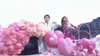 Mario and  Kimberly sing there  Theme song from there Lakorn Royal Doctor at Beloved Festival