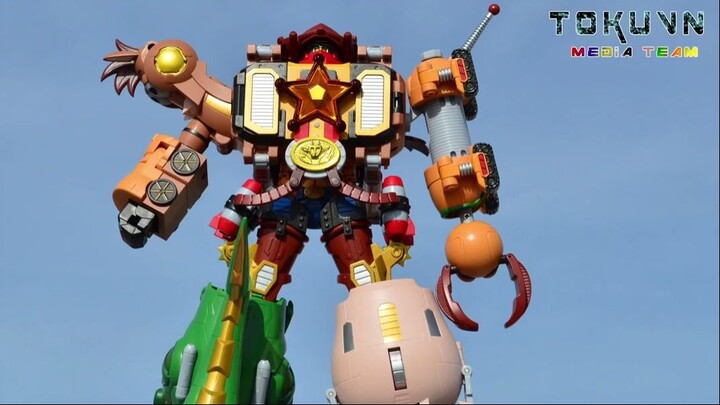 Chogokin Toy Story - Woody Robo Sheriff Star!  超合体 ウッディ ロボ・シェリフスター!