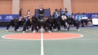 Guangdong Ocean University Street Dance Team's "Partition" street dance performance