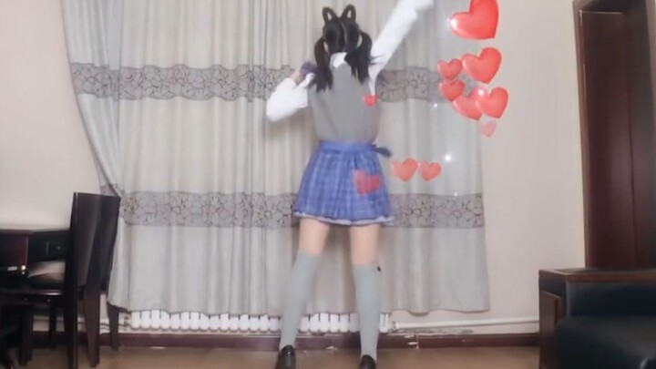 [DANCING] Vũ đạo dễ thương của bà cô gần 30 tuổi, tri ân 1000 fan
