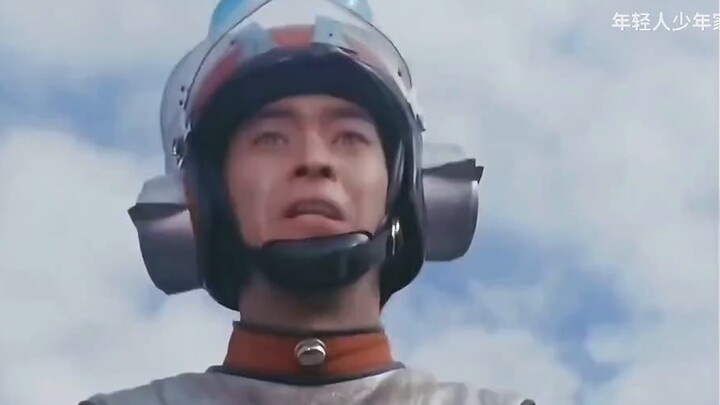 Cảnh nổi tiếng của Ultraman