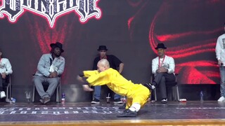 Have you seen the POPPER who performs Eagle Claw Kung Fu and Carp Jump? Shaolin Street Dance! Zhang 