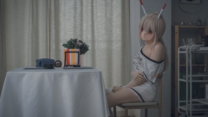 【Axi A kig】Woke up and saw the doll feed me breakfast, it was awesome