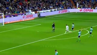 Trọng tài ghét Ronaldo