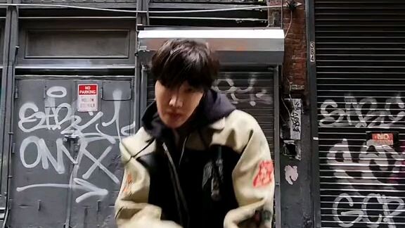 J-HOPE "ON THE STREET" 😎💥