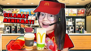 MOMON KERJA DI MCDONALD dan BERTEMU KAREN yang MENYEBALKAN ft @BANGJBLOX