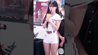 통역듣는 표정이 졸귀ㅋㅋ #이다혜 #李多慧 #樂天女孩