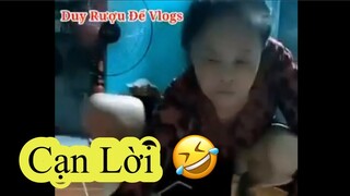 Mấy anh ăn gì để em mua nha🤣🤣🤣