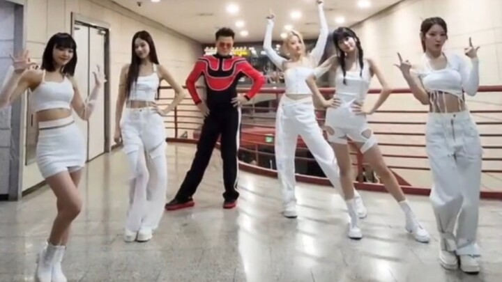 JYP Park Jin Young x LE SSERAFIM "Groove Back" dance video released!
