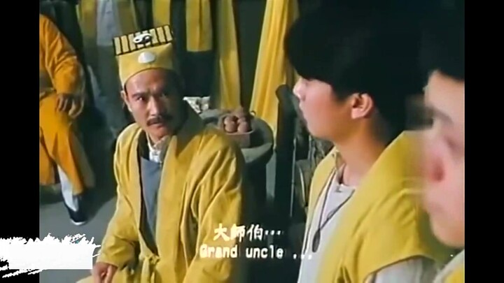 Classic ghost movie: Lin Zhengying had a meeting with a ghost, but his apprentice barged in and was 