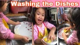 Turuan mag hugas ng plato ang bata :-)  washing the dishes by Gia ll Oruga Family