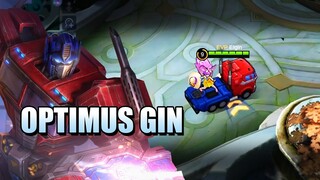 CHASING FANNY WITH OPTIMUS PRIME IS FUN!