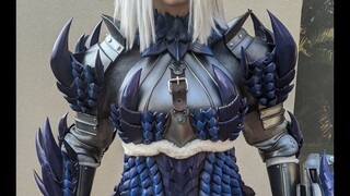 Monster Hunter Azure Rathalos Armor cosplay