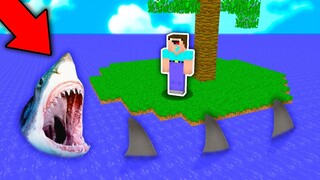 THỬ THÁCH NOOB SỐNG TRÊN ĐẢO CÁ MẬP 💀🦈 TRONG MINECRAFT