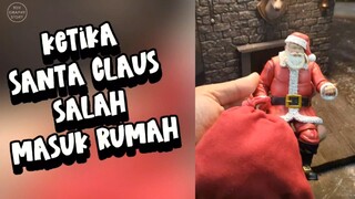 Foto Mainan ketika Santa Claus Salah Masuk Rumah