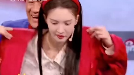 "Jin Chen layak lulus dari Akademi Tari Beijing~Apakah semua siswa Akademi Tari Beijing begitu baik?