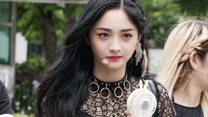 【IOI】Zhou Jieqiong Whatta man Dynamic Goddess ฉบับที่ 2