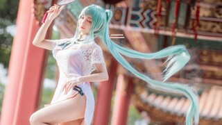 Hatsune cheongsam คอสเพลย์ "ดวงตาที่เต็มไปด้วยความเยาว์วัยและชิ้นส่วนของฤดูใบไม้ผลิ" ปรากฏ @思良poi