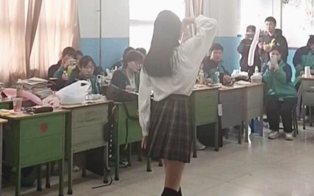 【高二学生翻跳】《Dumb Dumb》—Somi