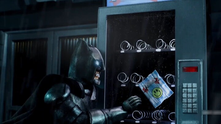 【Robot Chicken】Batman performs a bad joke on Superman