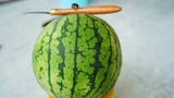 Boss: "Please use the Dubai knife technique to cut this watermelon into something like Luffy from On