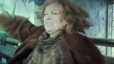 Bà Weasley giết Bella