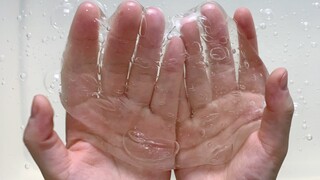 Trộn 7kg dung dịch slime với những mẩu ống hút ~