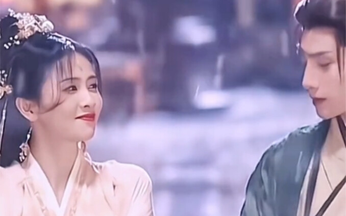 [Changyue Jinming] She is looking at the snow and he is looking at her