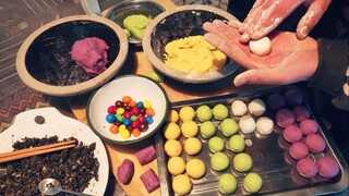 [Food]Making colourful glutinous riceballs with M&Ms & spinach juice?