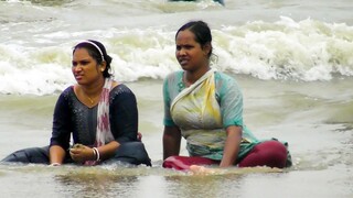 Indian Sea Beach Tour || Hot Girls / Beach Walk #beach - 31